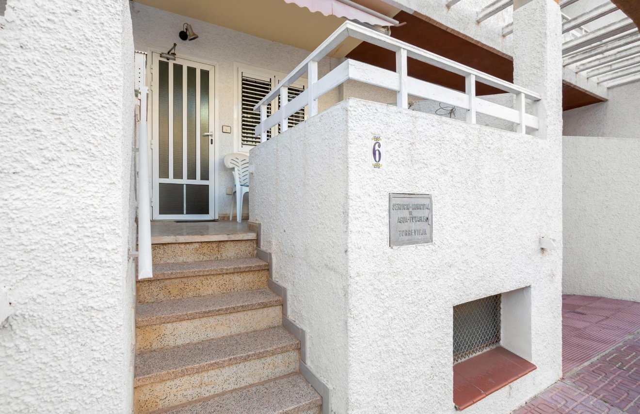 Resale - Townhouse - Torrevieja - Acequion