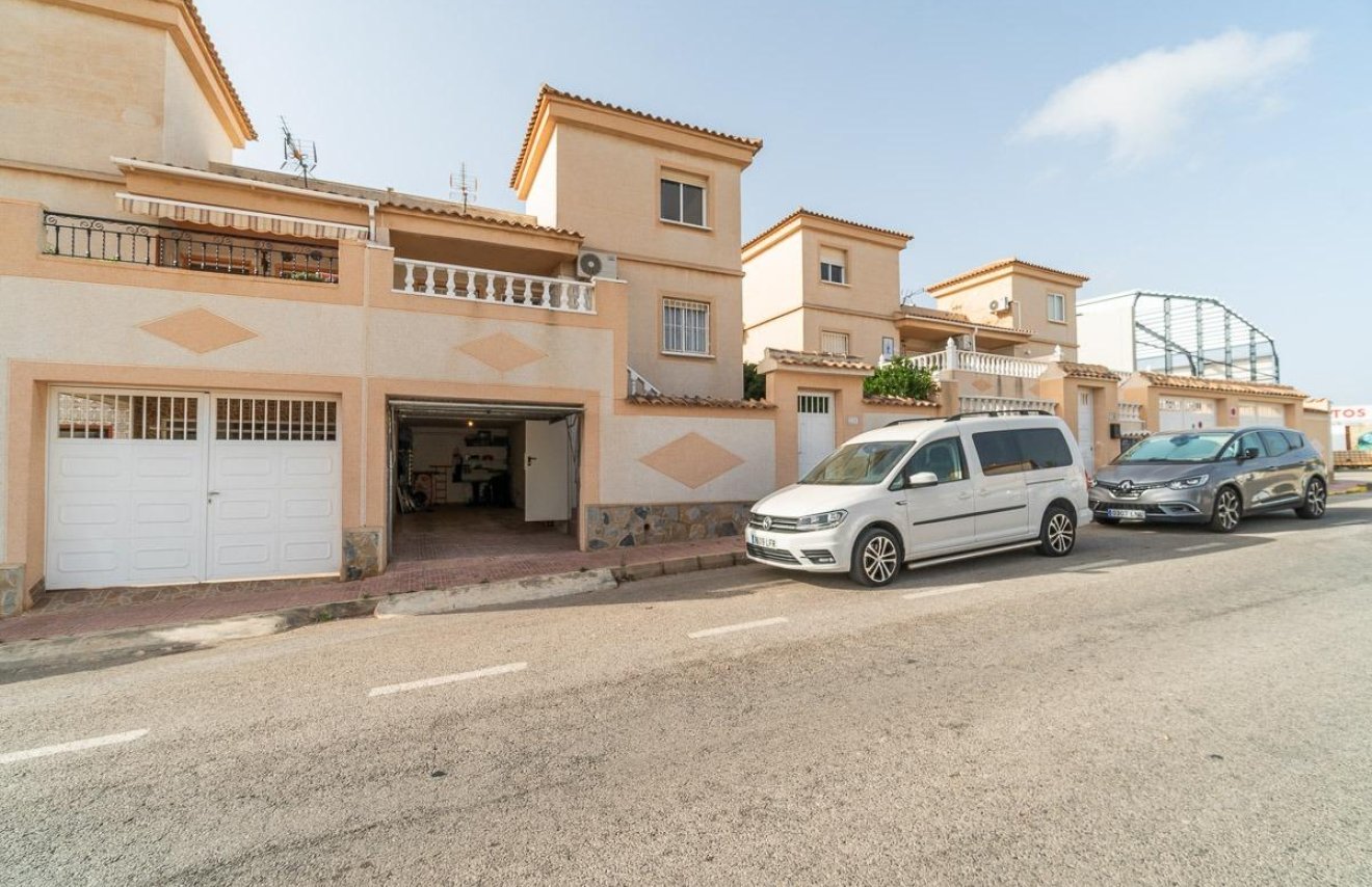 Reventa - Adosado - Torrevieja - Los altos