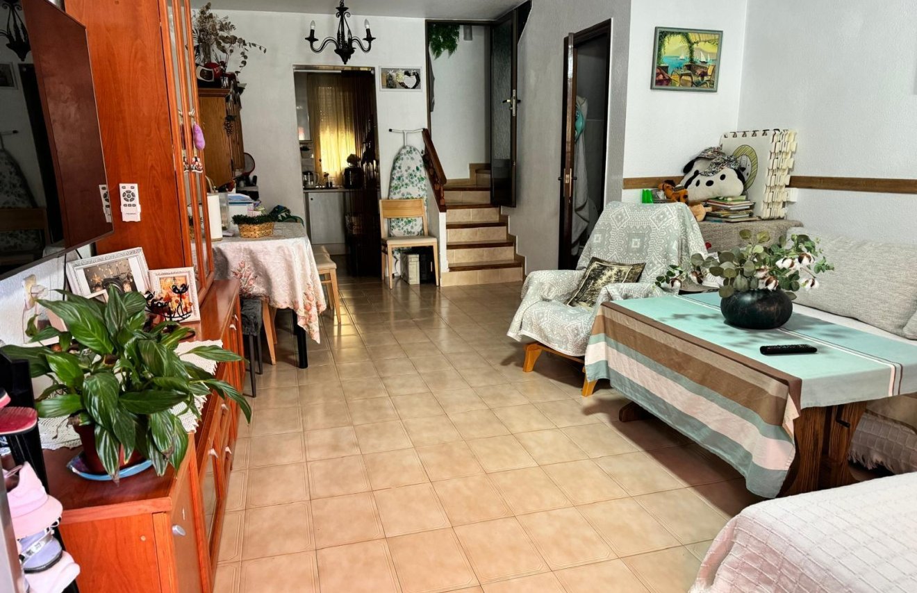 Resale - Casa Tipo Dúplex - Torrevieja - Playa de los Naufragos