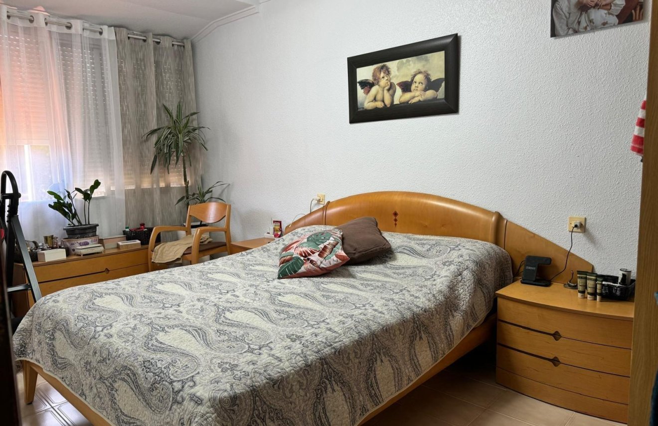 Resale - Casa Tipo Dúplex - Torrevieja - Playa de los Naufragos