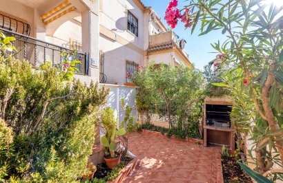 Reventa - Bungalow Planta Baja - Torrevieja - Aguas Nuevas