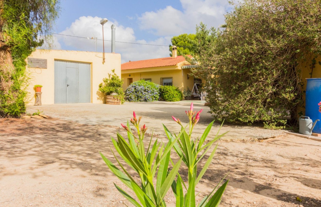 Resale - Casa - Orihuela - La Matanza