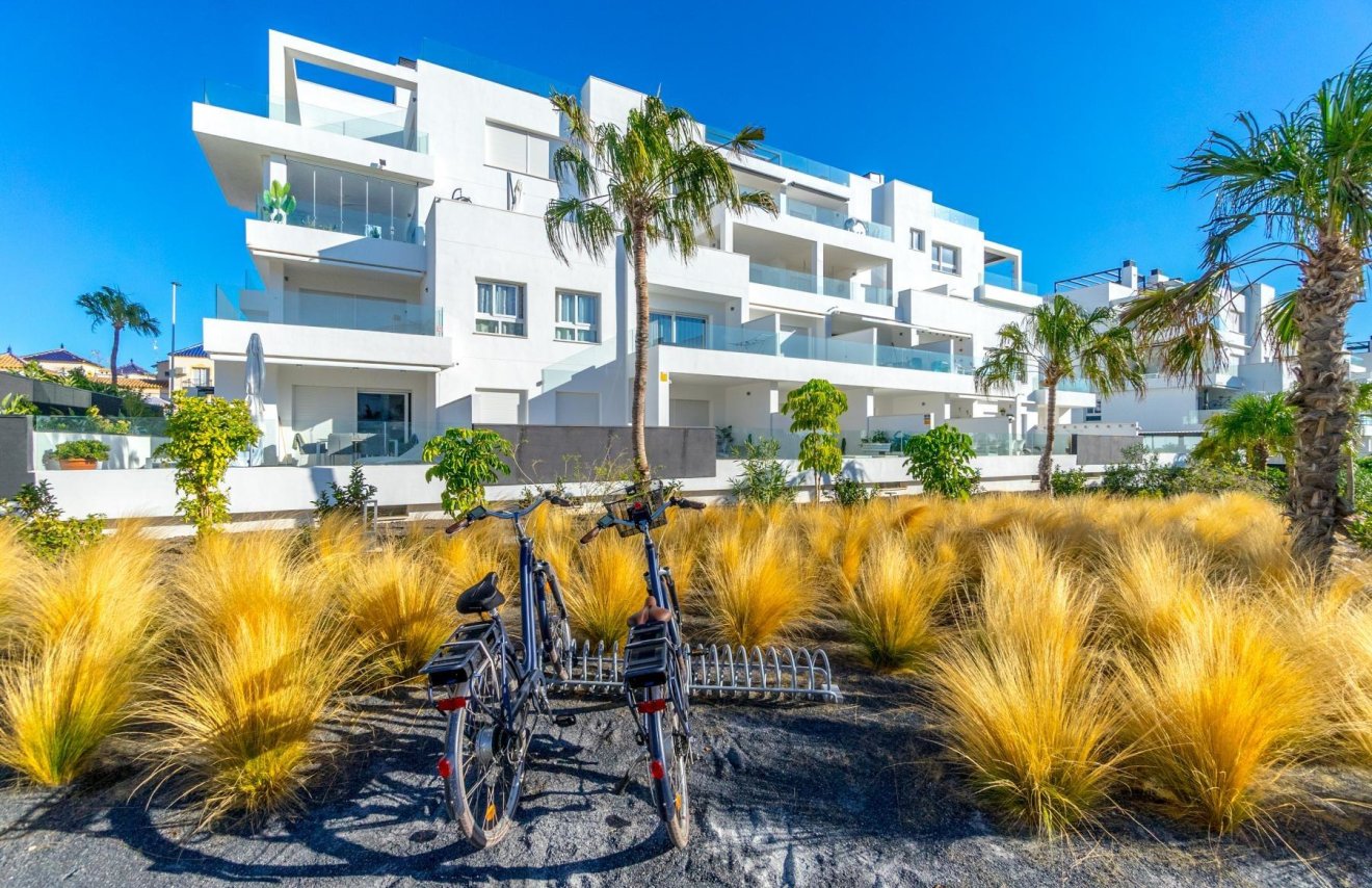 Resale - Apartamento - Torrevieja - Los altos