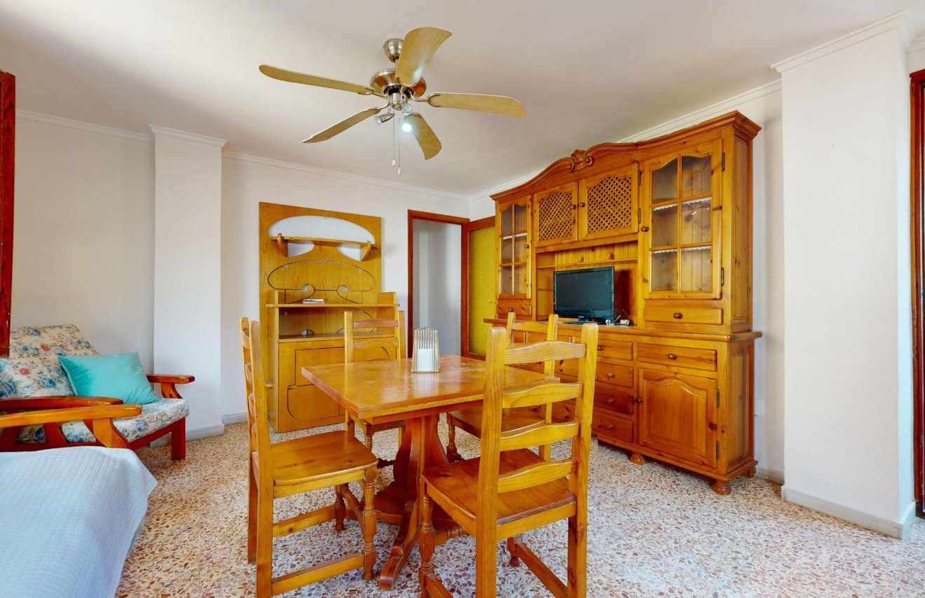 Resale - Apartamento - Torrevieja - Acequion