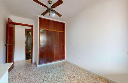 Resale - Apartamento - Torrevieja - Acequion