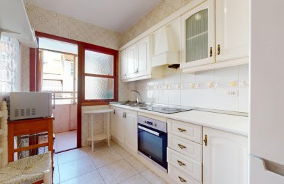 Resale - Apartamento - Torrevieja - Acequion