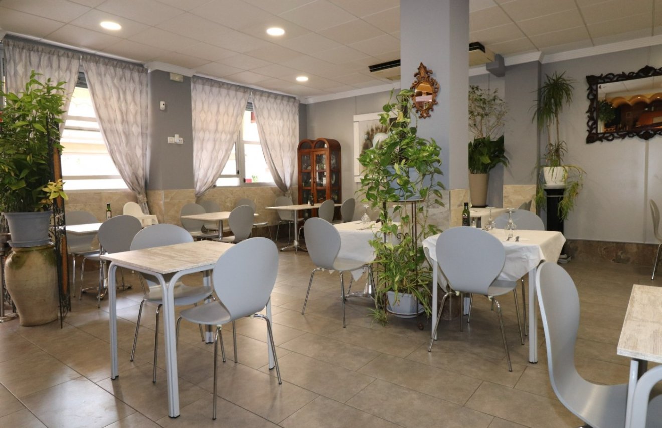 Revente - Local comercial - Torrevieja - Playa del Cura