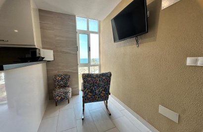 Resale - Apartamento - Torrevieja - Paseo maritimo