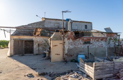 Reventa - Casa con terreno - Orihuela - Molins-Campaneta-San Bartolomé