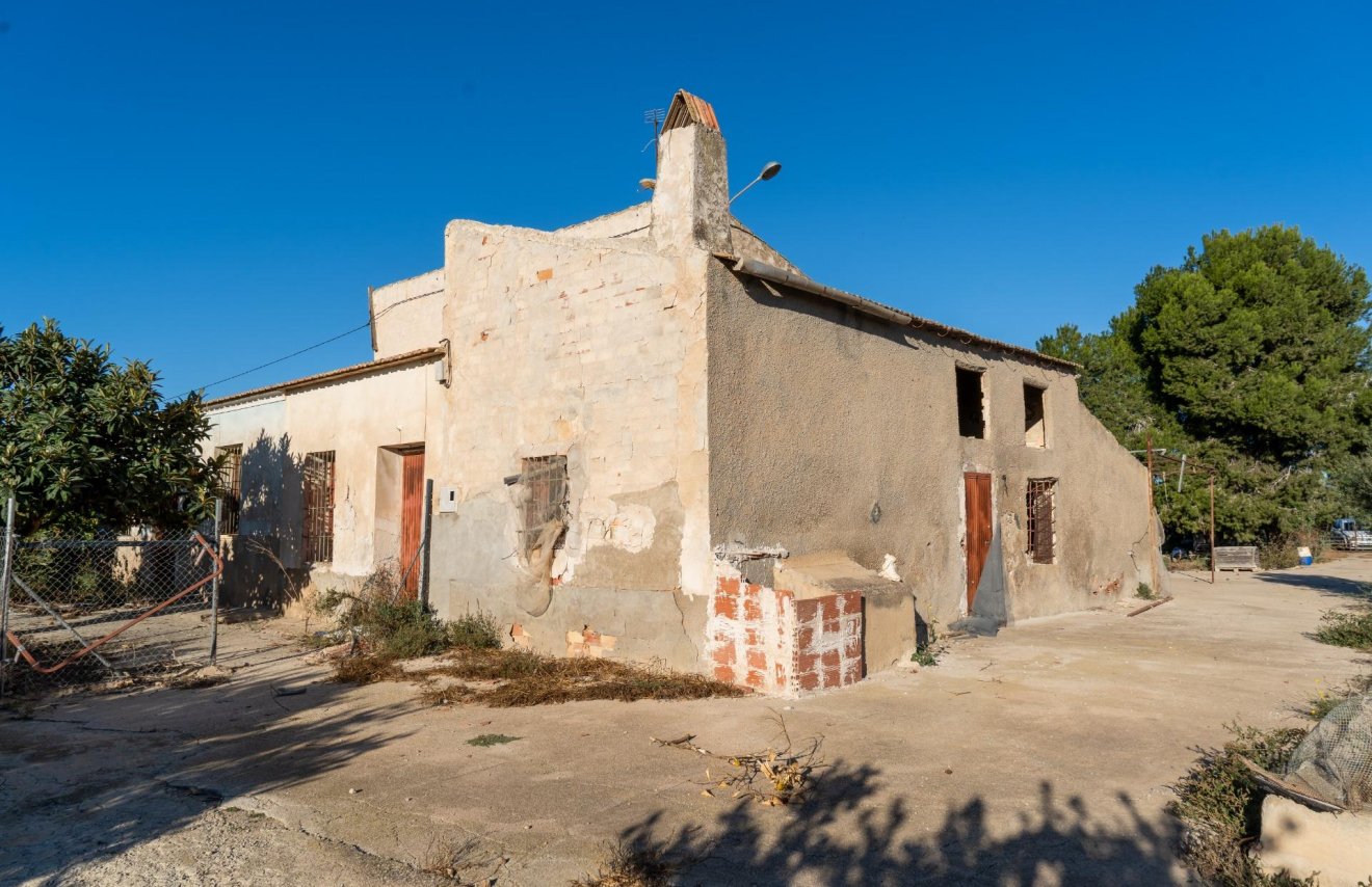 Resale - Casa con terreno - Orihuela - Molins-Campaneta-San Bartolomé