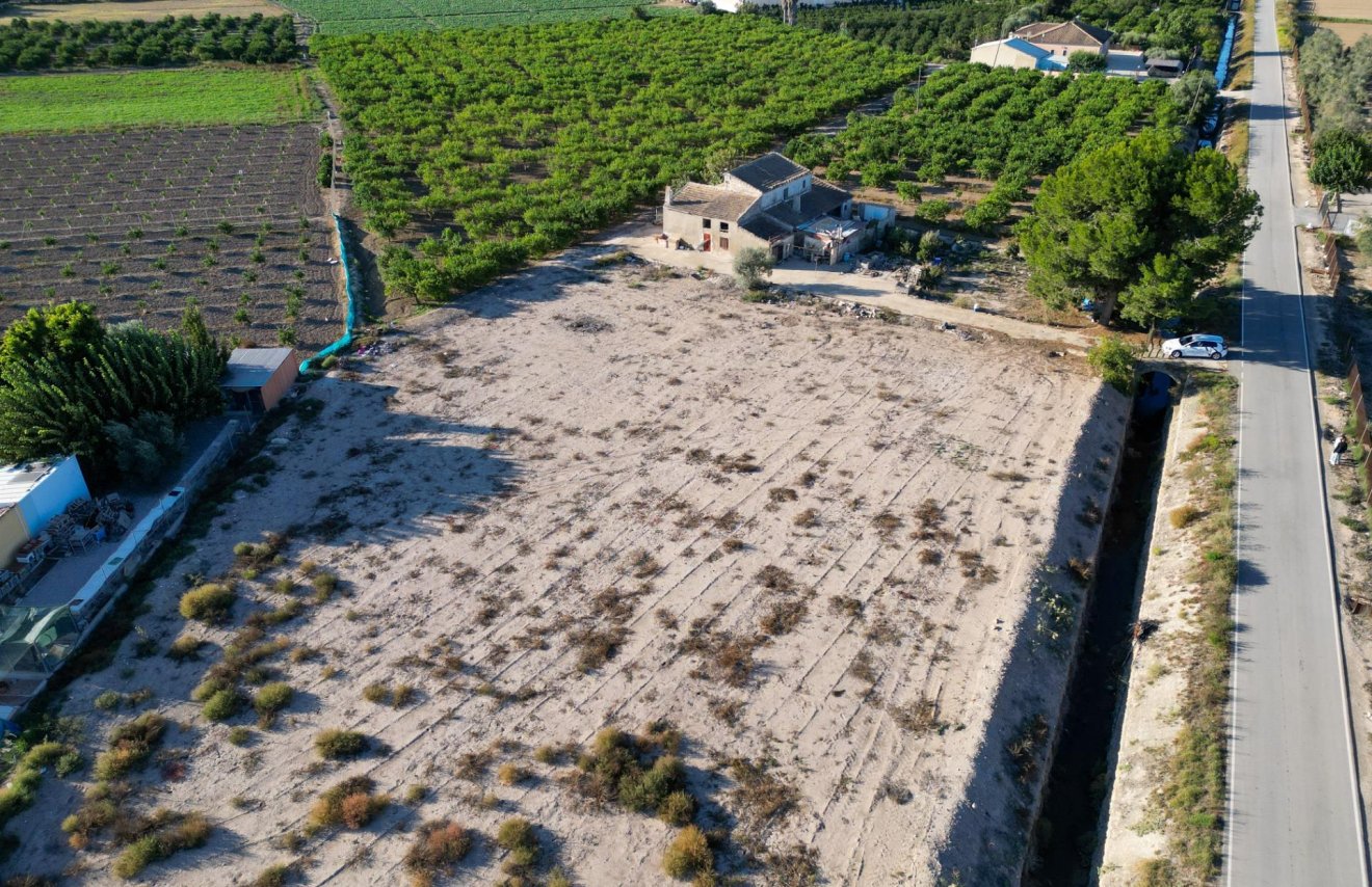 Revente - Casa con terreno - Orihuela - Molins-Campaneta-San Bartolomé