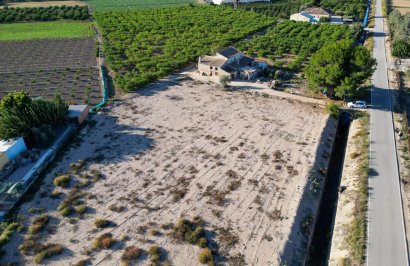 Reventa - Casa con terreno - Orihuela - Molins-Campaneta-San Bartolomé