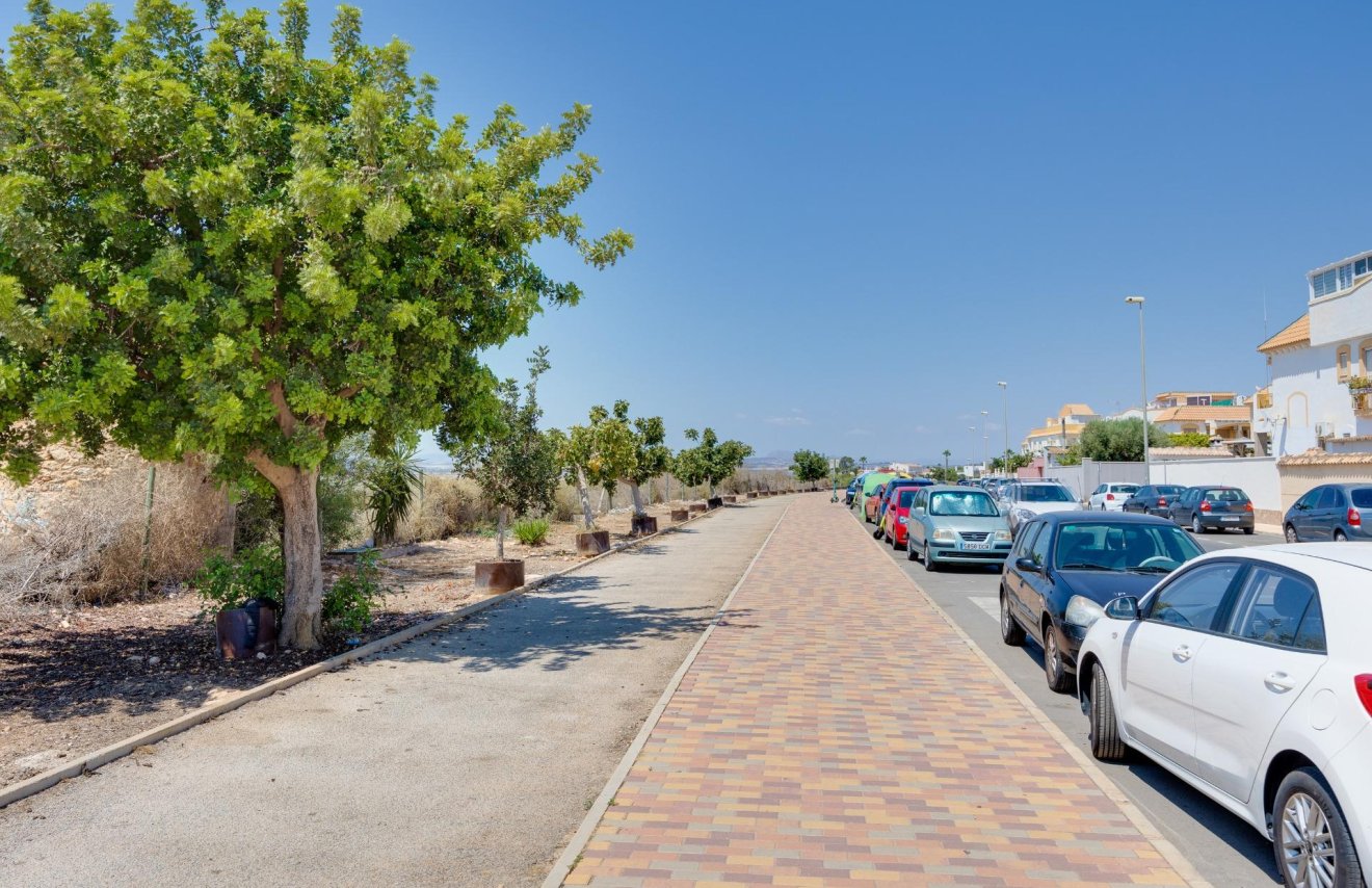 Reventa - Bungalow Planta Alta - Torrevieja - Centro