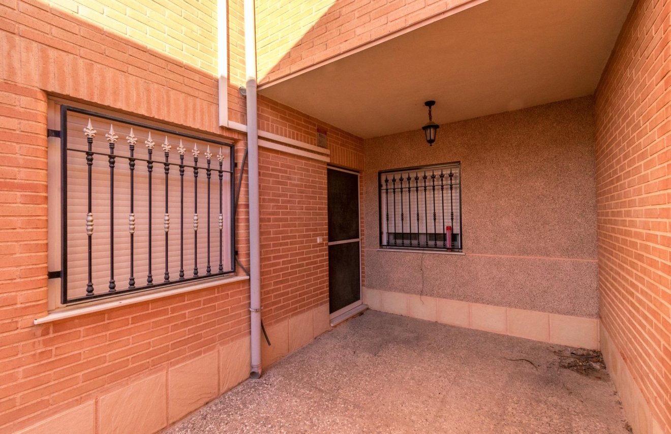 Resale - Chalet - San Isidro - CENTRO