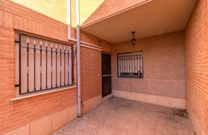 Resale - Chalet - San Isidro - CENTRO