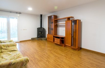 Reventa - Chalet - San Isidro - CENTRO