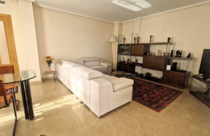 Revente - Casa Tipo Dúplex - Montesinos - La herrada