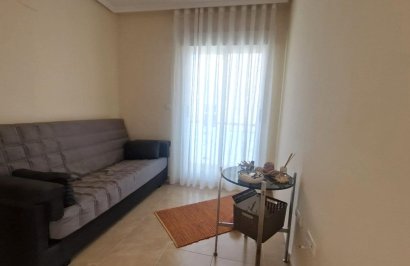 Resale - Casa Tipo Dúplex - Los Montesinos - La herrada