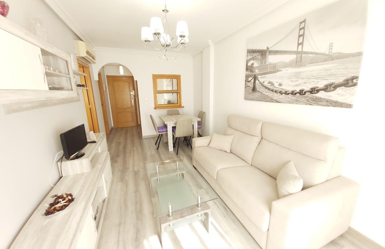 Reventa - Apartamento - Torrevieja - Playa del Cura