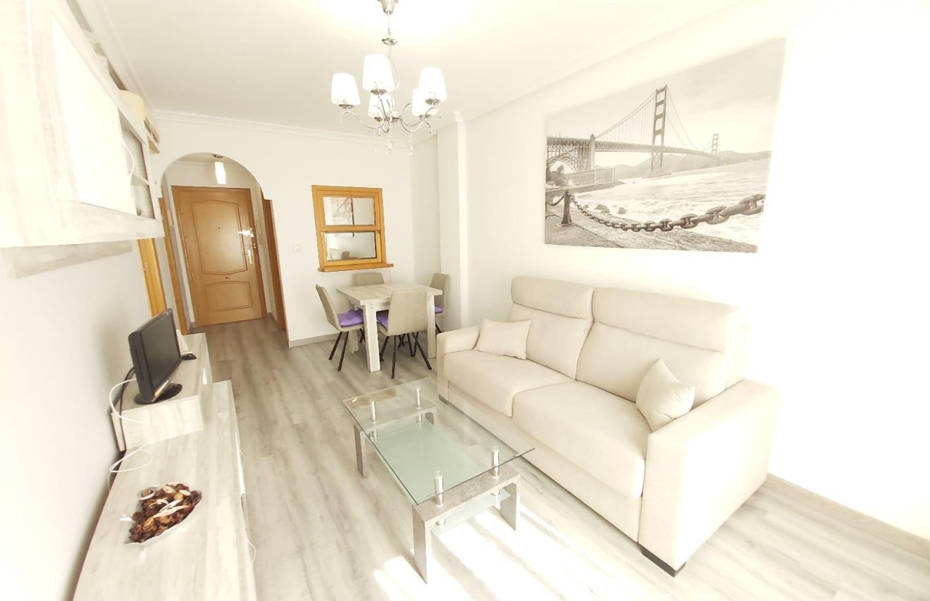 Reventa - Apartamento - Torrevieja - Playa del Cura