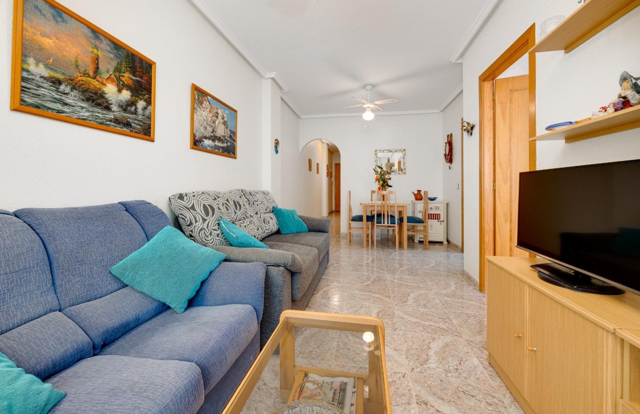 Resale - Apartamento - Torrevieja - Acequion