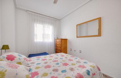 Resale - Apartamento - Torrevieja - Acequion