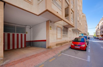 Resale - Apartamento - Torrevieja - Acequion