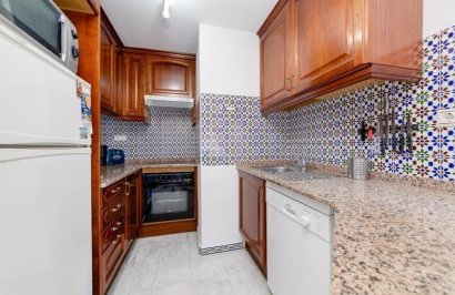 Resale - Apartamento - Torrevieja - Playa de los Locos