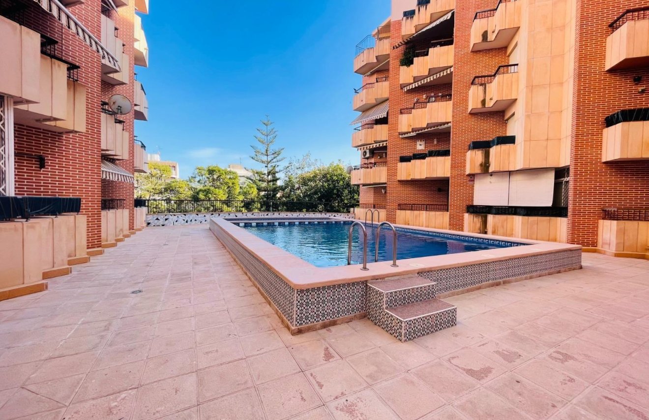 Revente - Apartamento - Torrevieja - Playa del Cura