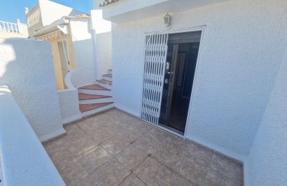 Resale - Townhouse - Torrevieja - Estacion de autobuses