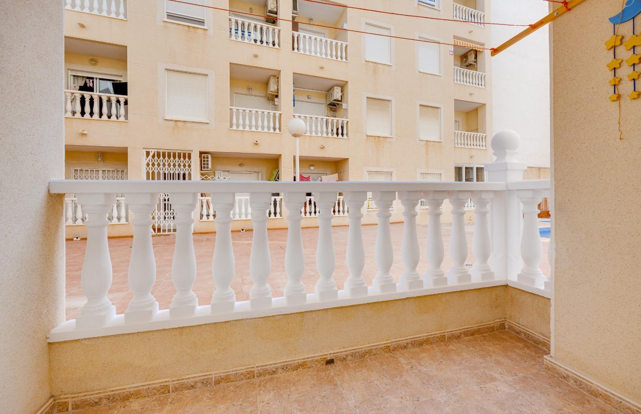 Reventa - Apartamento - Torrevieja - Playa de los Locos