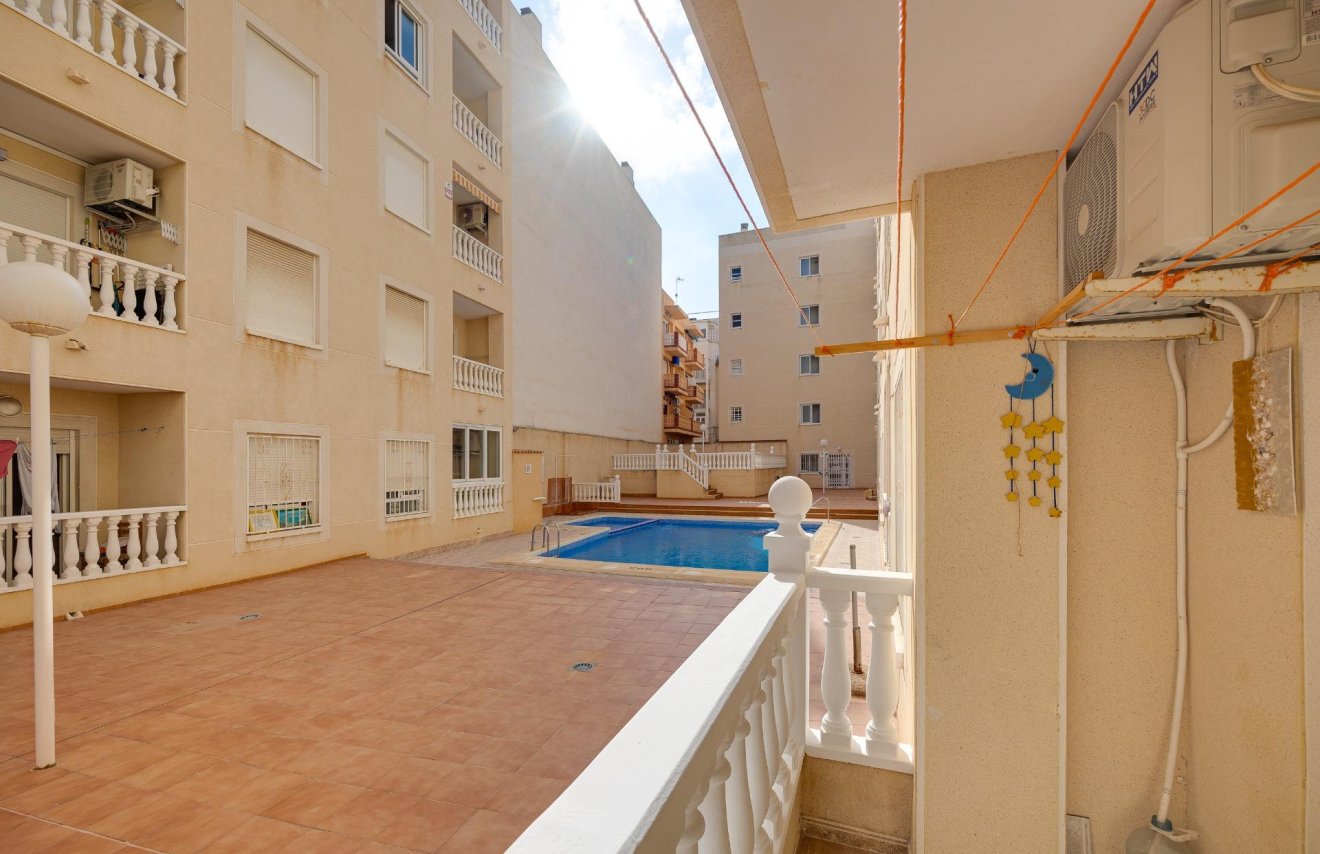 Reventa - Apartamento - Torrevieja - Playa de los Locos